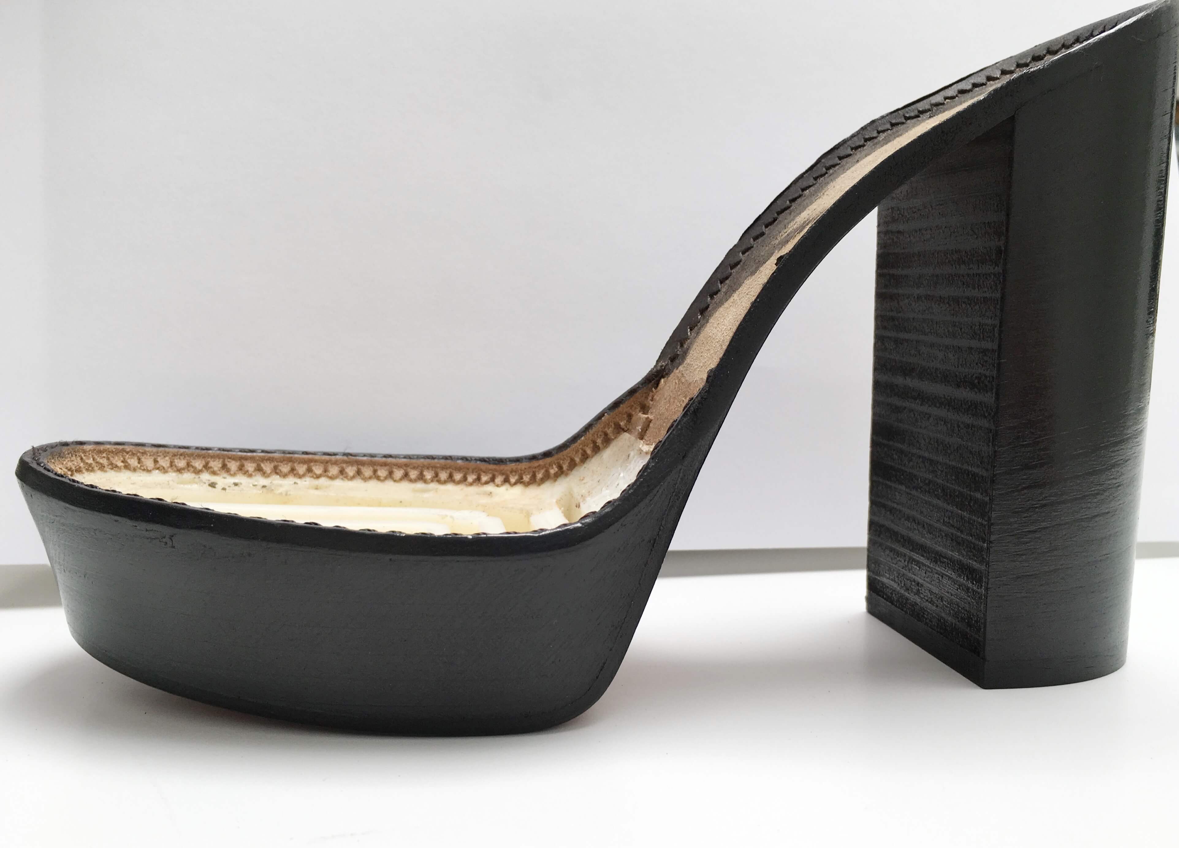 suola-cuoio-monoblocco-plato